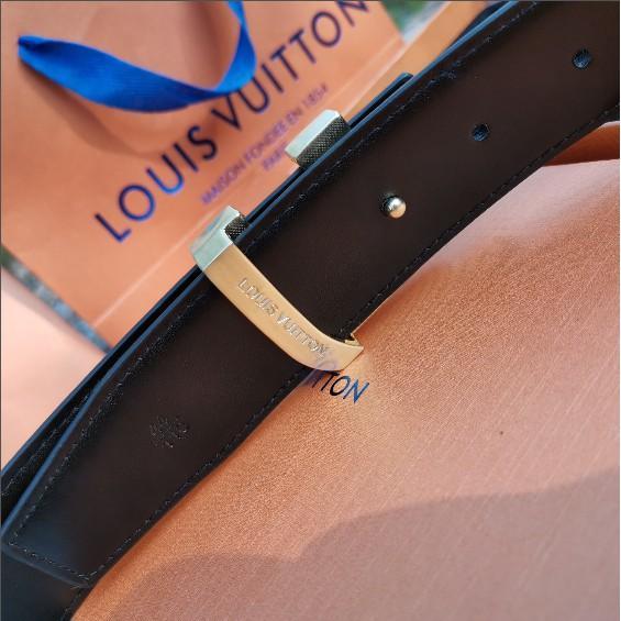 Cinto Louis Vuitton 120cm