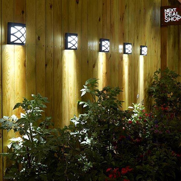 Luz LED de Parede para Jardim com Painel Solar